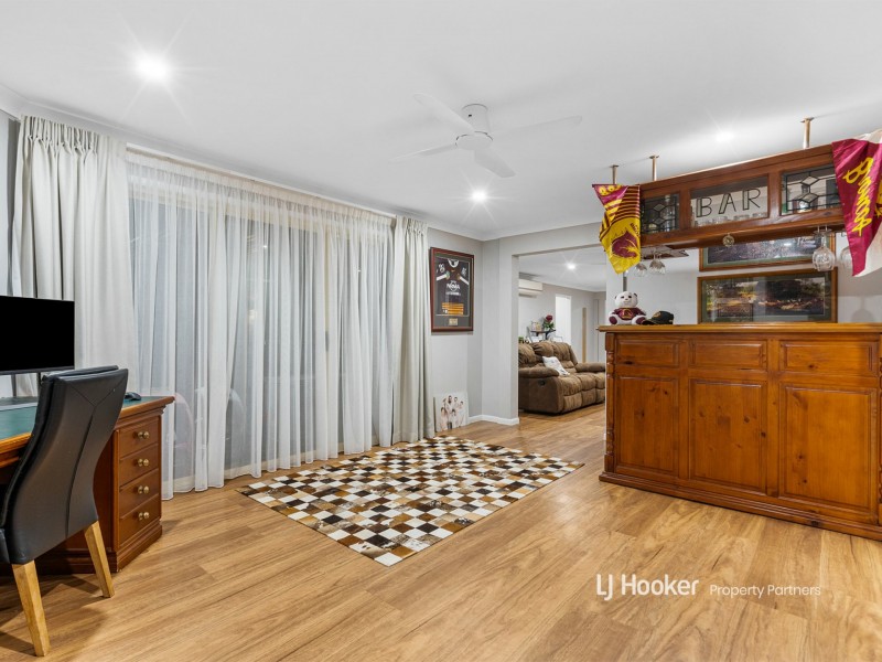 36 Riverina Court, Chambers Flat QLD 4133