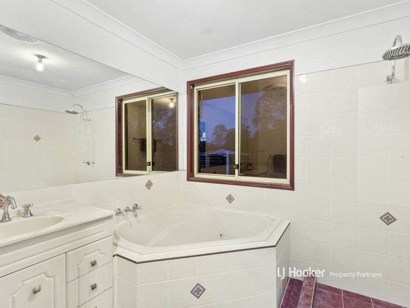 36 Riverina Court, Chambers Flat QLD 4133