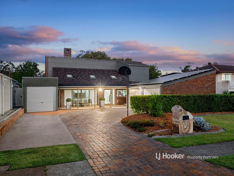 19 Winthrop Street, Wishart QLD 4122