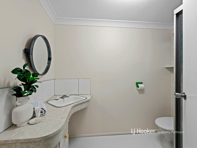 31 Morialta Street, Mansfield QLD 4122