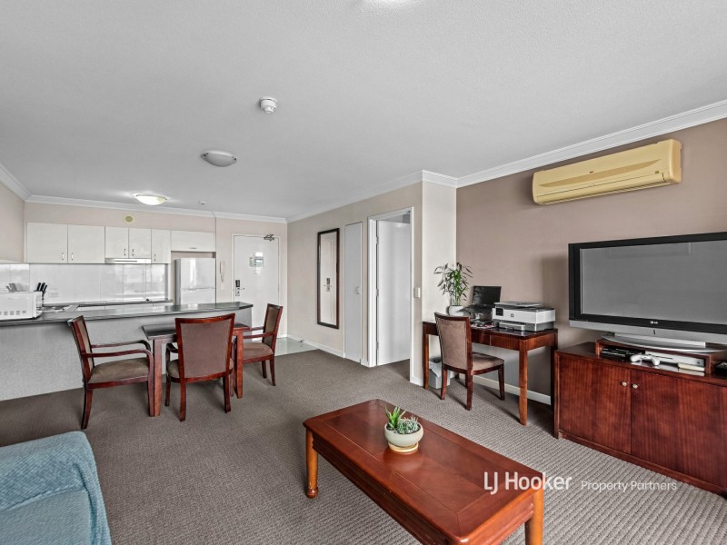 310/14-16 Carol Avenue, Springwood QLD 4127