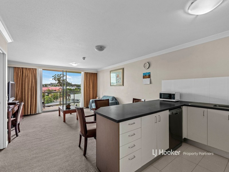 310/14-16 Carol Avenue, Springwood QLD 4127
