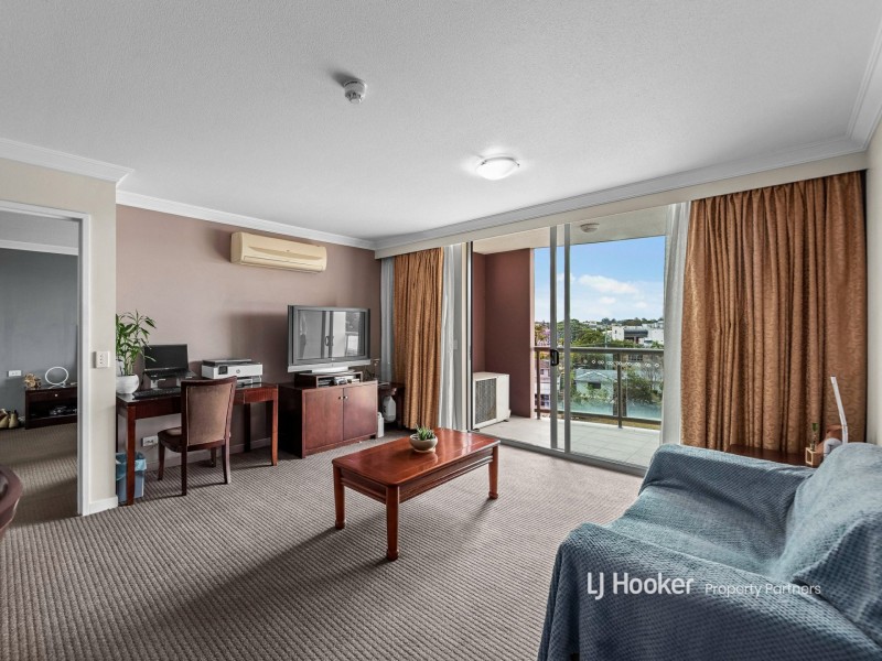 310/14-16 Carol Avenue, Springwood QLD 4127