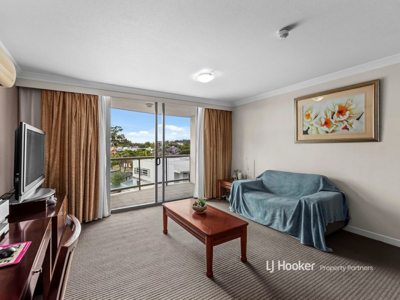 310/14-16 Carol Avenue, Springwood QLD 4127