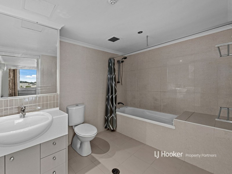 310/14-16 Carol Avenue, Springwood QLD 4127