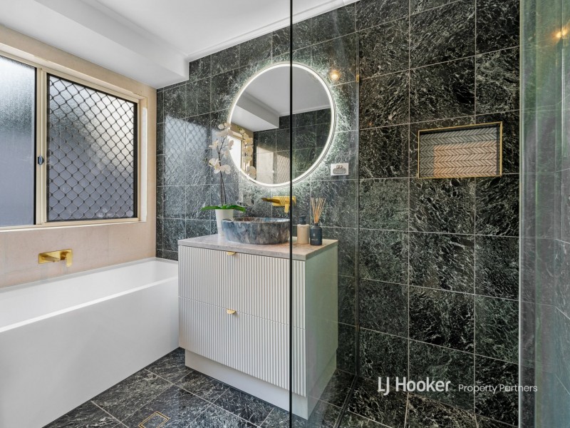 166 Rubicon Cresent, Kuraby QLD 4112