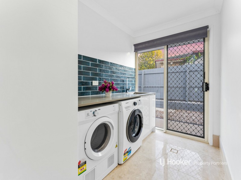 166 Rubicon Cresent, Kuraby QLD 4112