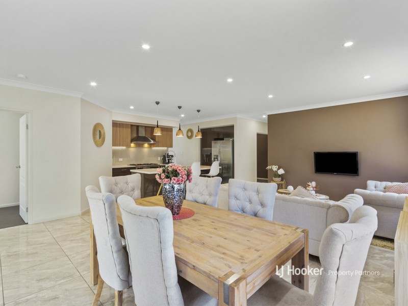 25 Yering Street, Heathwood QLD 4110