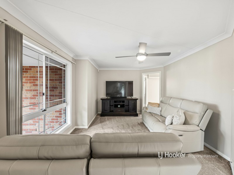 14 Ashford Place, Parkinson QLD 4115