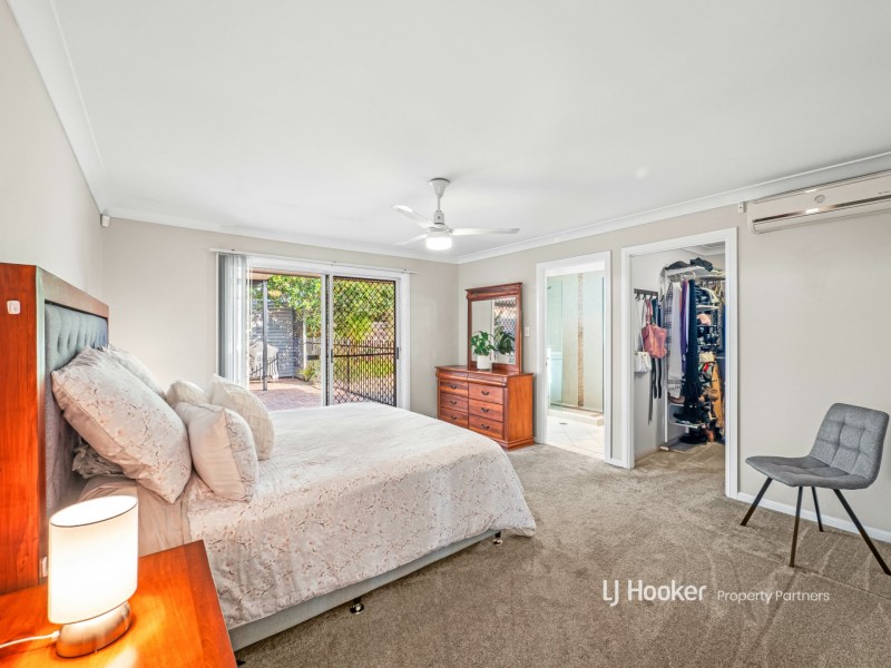 14 Ashford Place, Parkinson QLD 4115