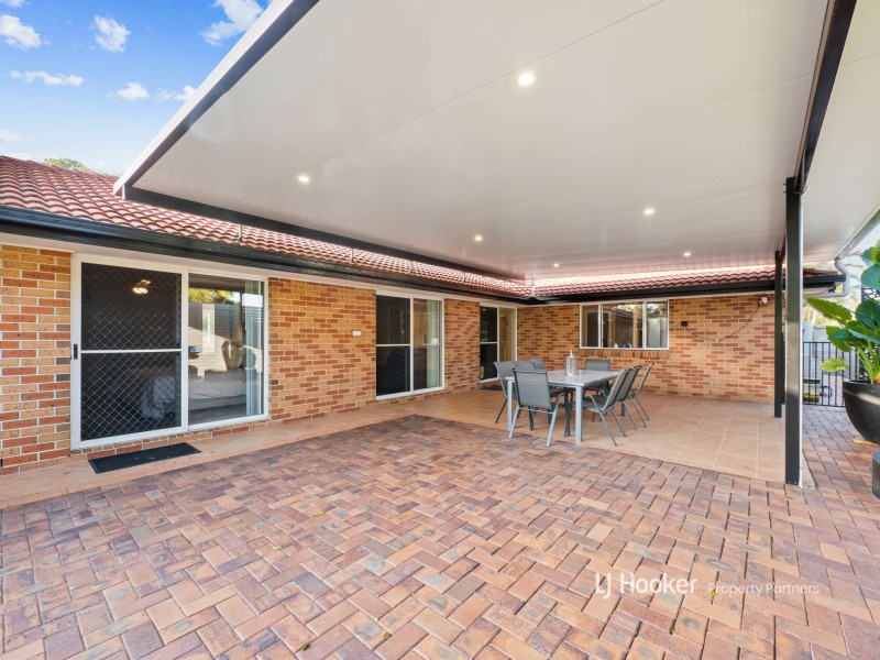14 Ashford Place, Parkinson QLD 4115