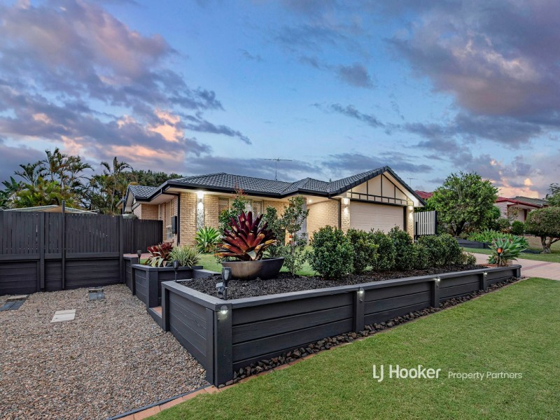 89 Hummingbird Crescent, Wishart QLD 4122