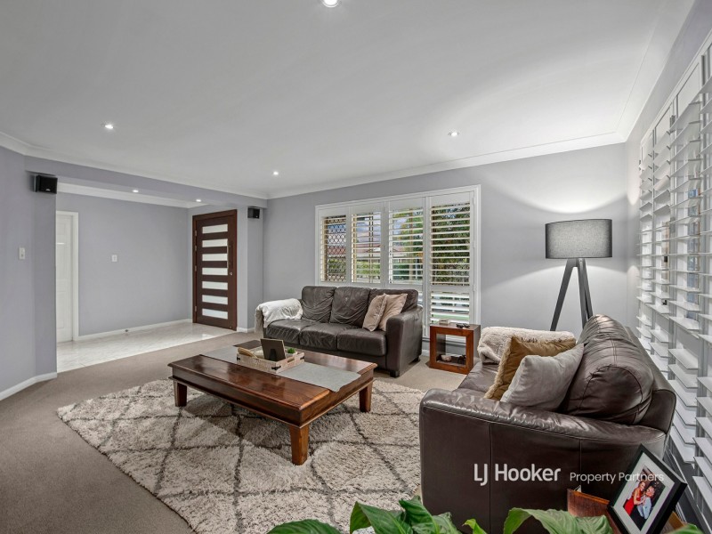 89 Hummingbird Crescent, Wishart QLD 4122