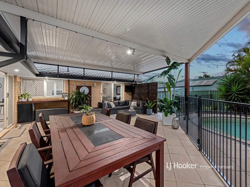 89 Hummingbird Crescent, Wishart QLD 4122