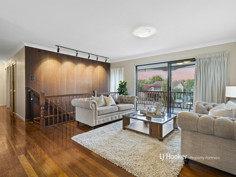 11 Elberta Street, Macgregor QLD 4109