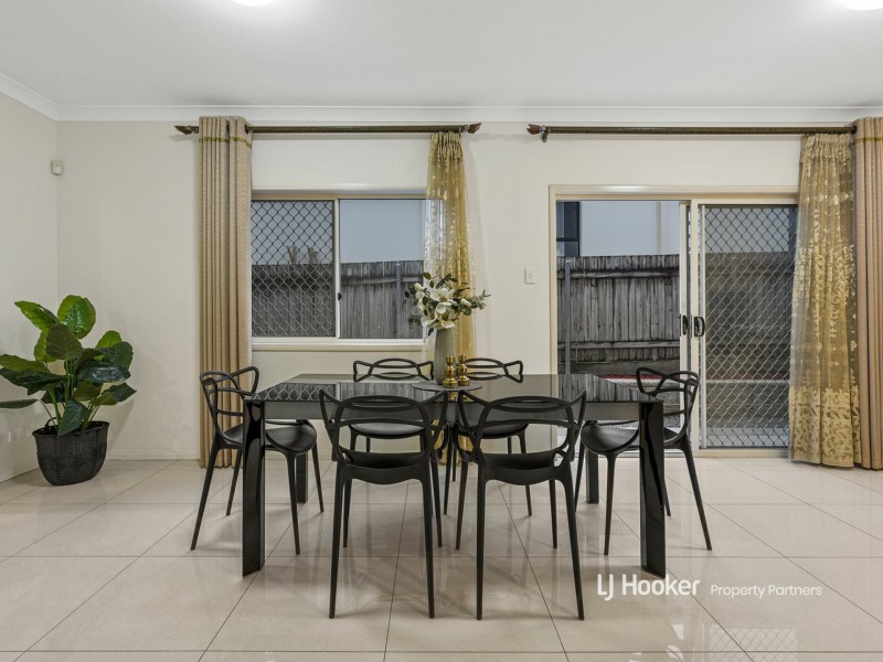 12 Avonlea Place, Eight Mile Plains QLD 4113