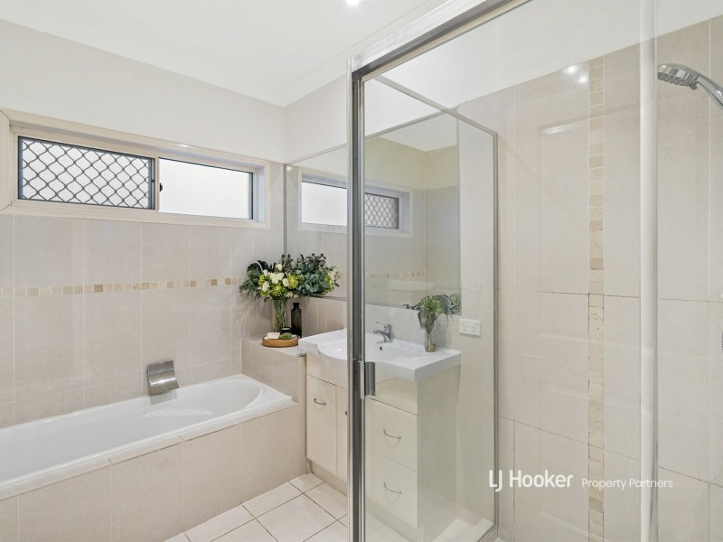 12 Avonlea Place, Eight Mile Plains QLD 4113