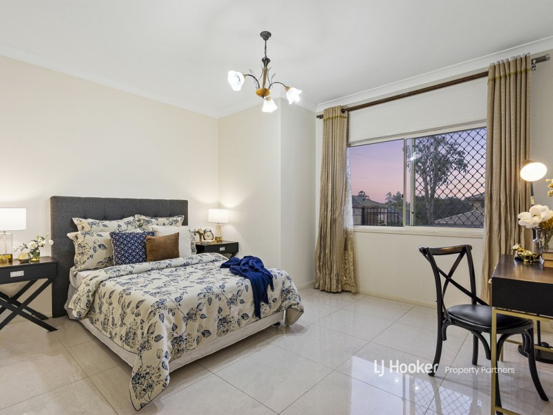 12 Avonlea Place, Eight Mile Plains QLD 4113