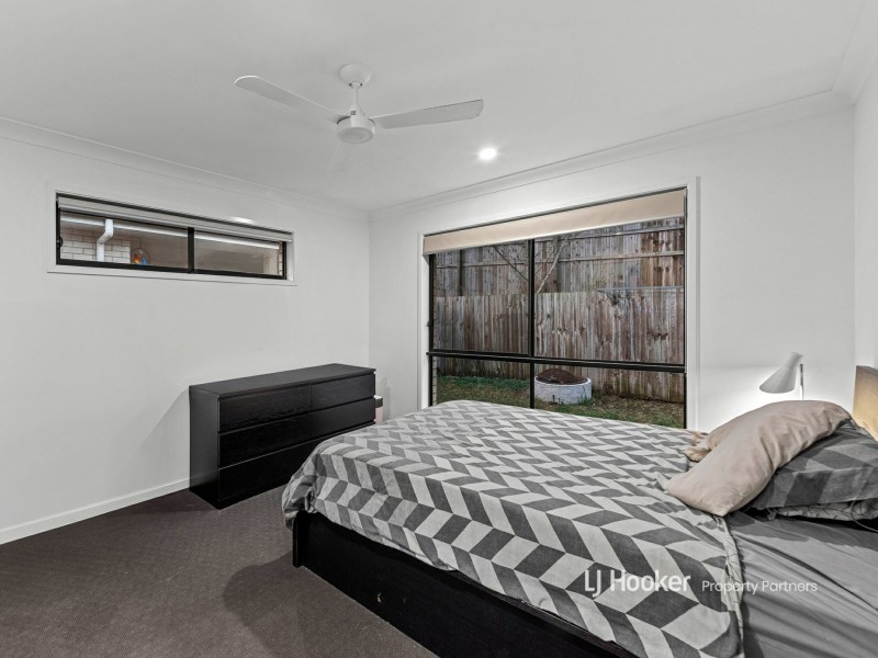 6 Mercy Circuit, Park Ridge QLD 4125