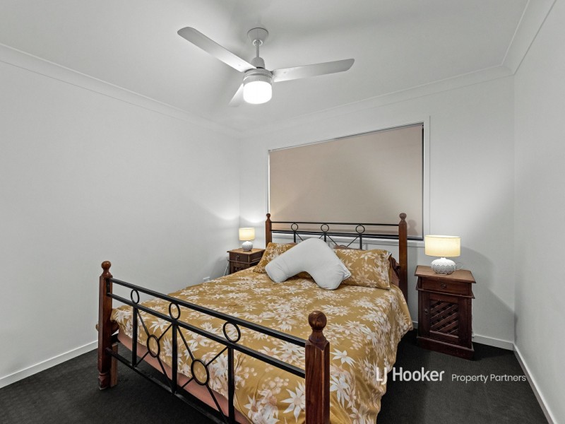 6 Mercy Circuit, Park Ridge QLD 4125