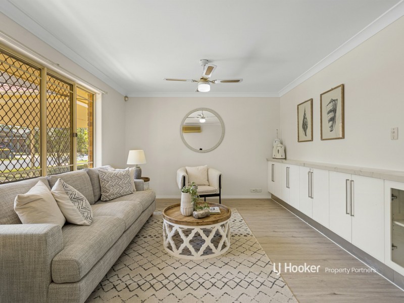 25 Solandra Crescent, Calamvale QLD 4116