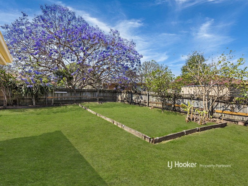 25 Solandra Crescent, Calamvale QLD 4116