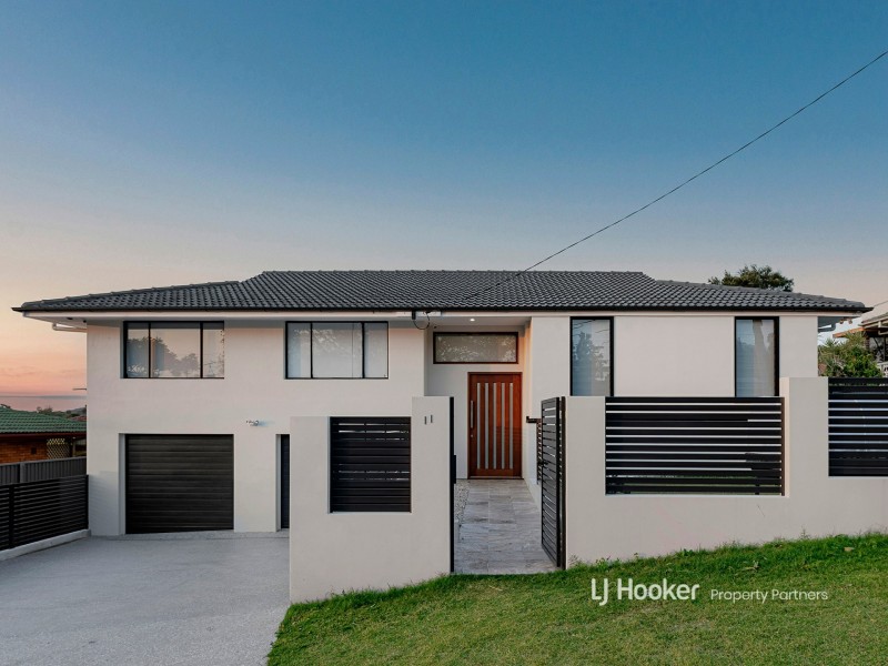 11 Danina Street, Mansfield QLD 4122