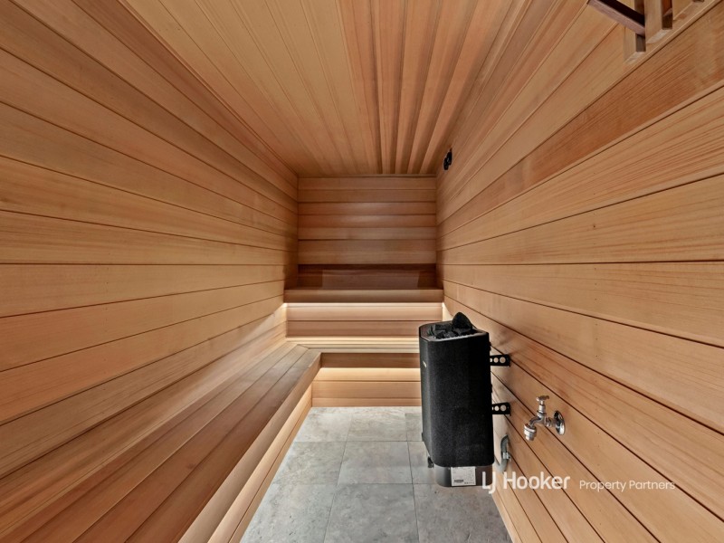 11 Danina Street, Mansfield QLD 4122