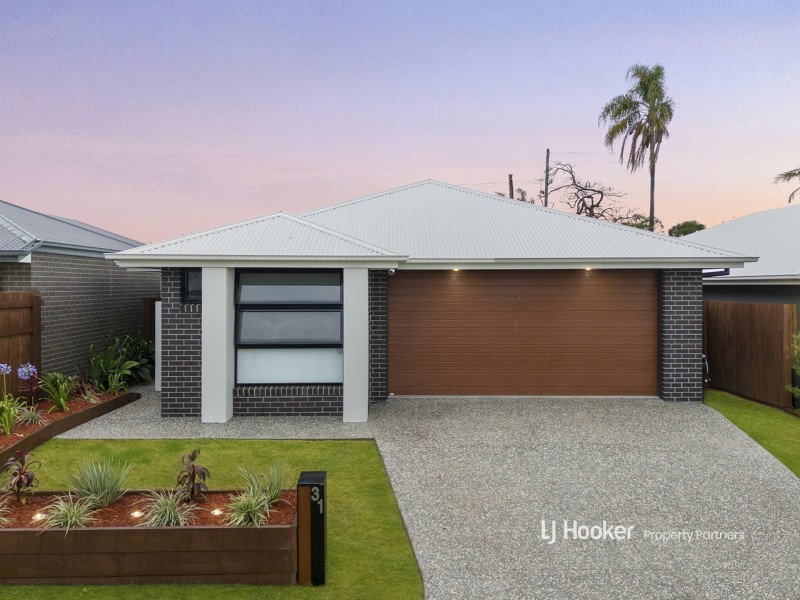 31 Hilltop Circuit, Pallara QLD 4110
