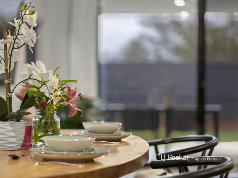 31 Hilltop Circuit, Pallara QLD 4110