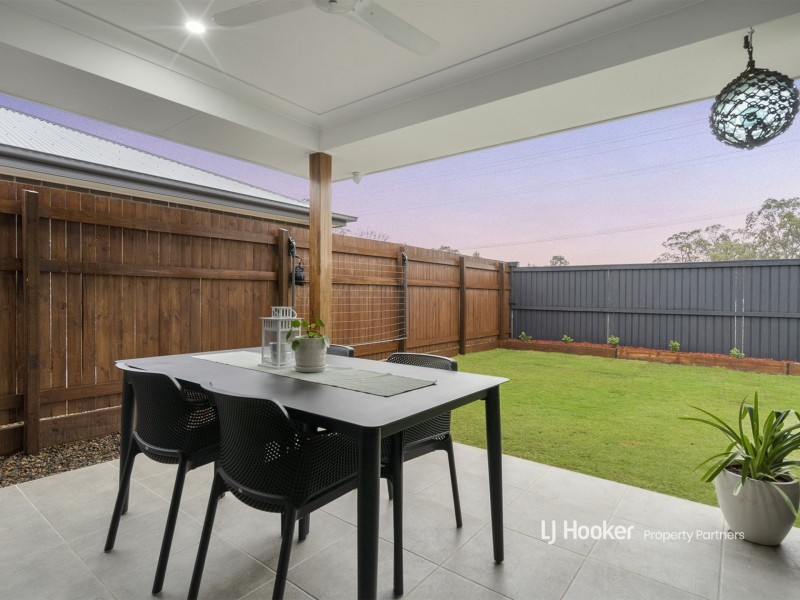 31 Hilltop Circuit, Pallara QLD 4110