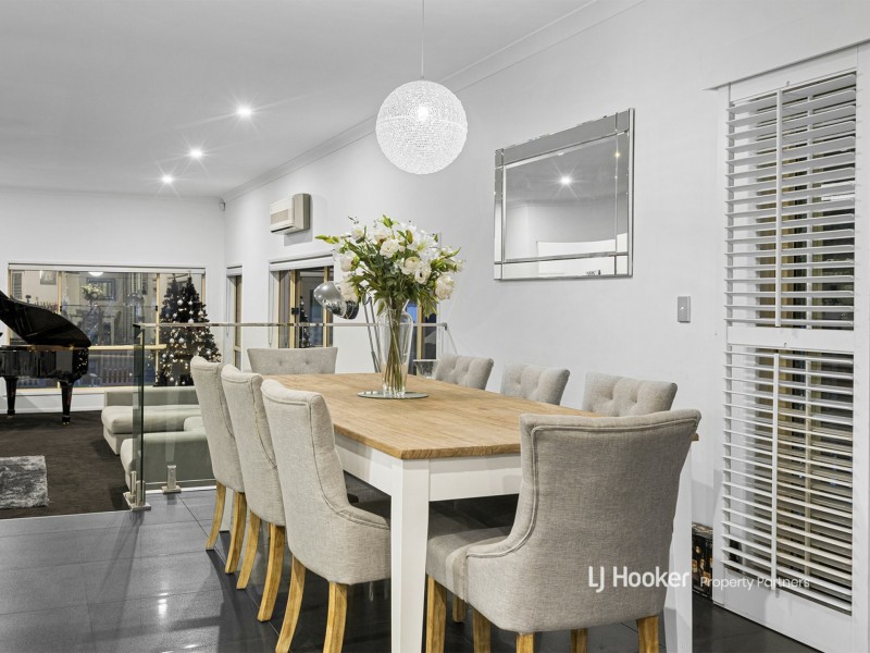 19 Superior Place, Parkinson QLD 4115