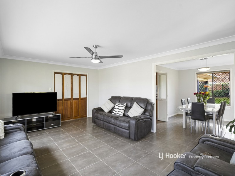 4 Nanga Place, Eight Mile Plains QLD 4113