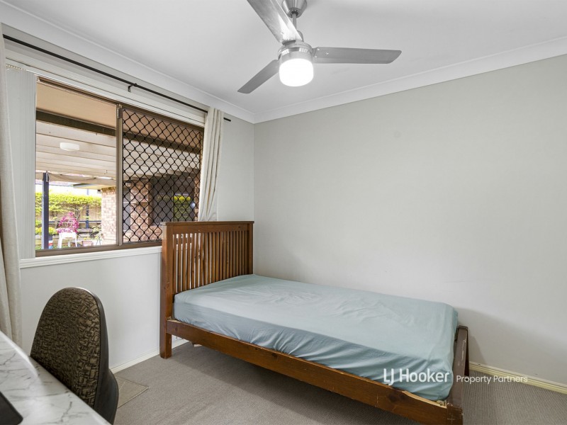 4 Nanga Place, Eight Mile Plains QLD 4113