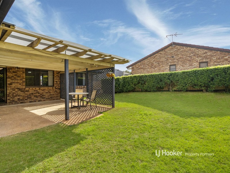 4 Nanga Place, Eight Mile Plains QLD 4113