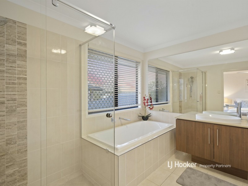 28 Langford Street, Eight Mile Plains QLD 4113