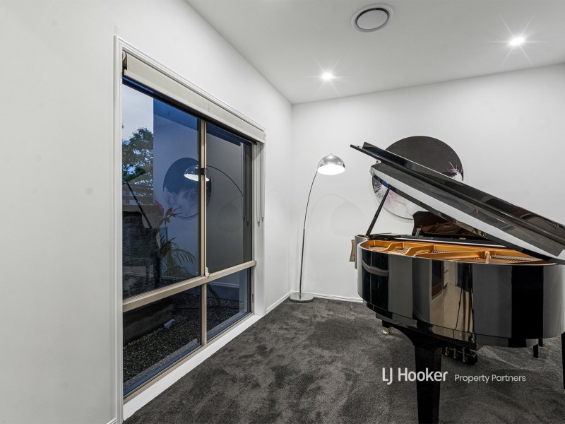 22 Willowleaf Close, Stretton QLD 4116