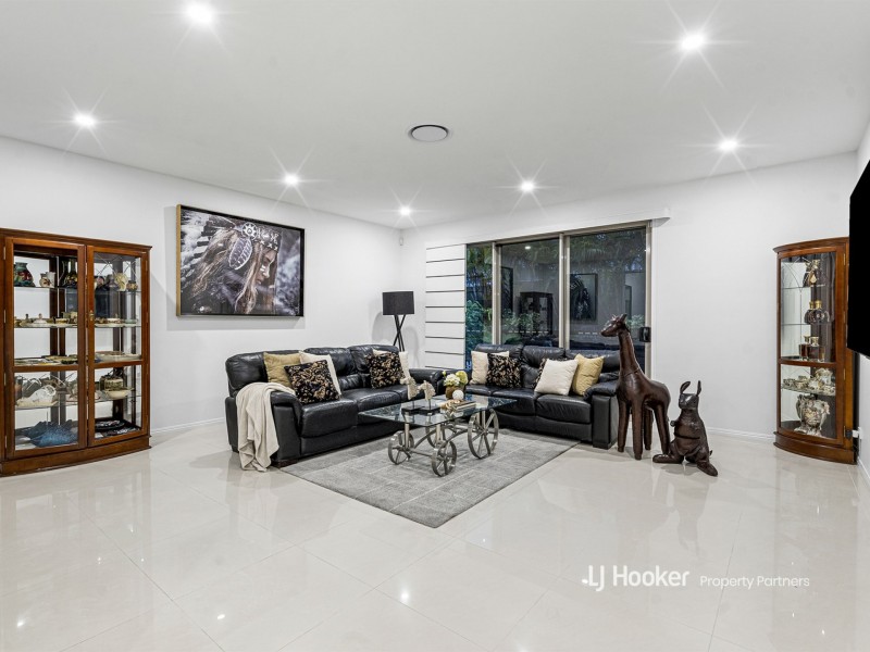 22 Willowleaf Close, Stretton QLD 4116