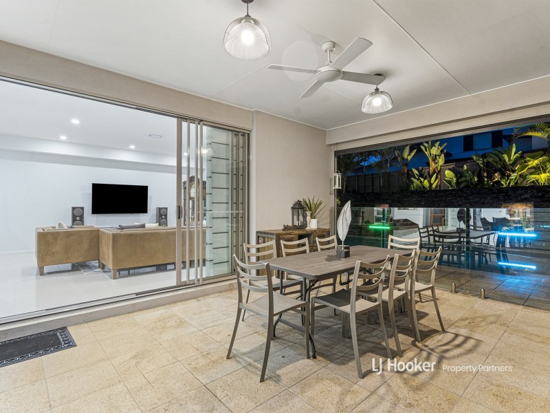 22 Willowleaf Close, Stretton QLD 4116