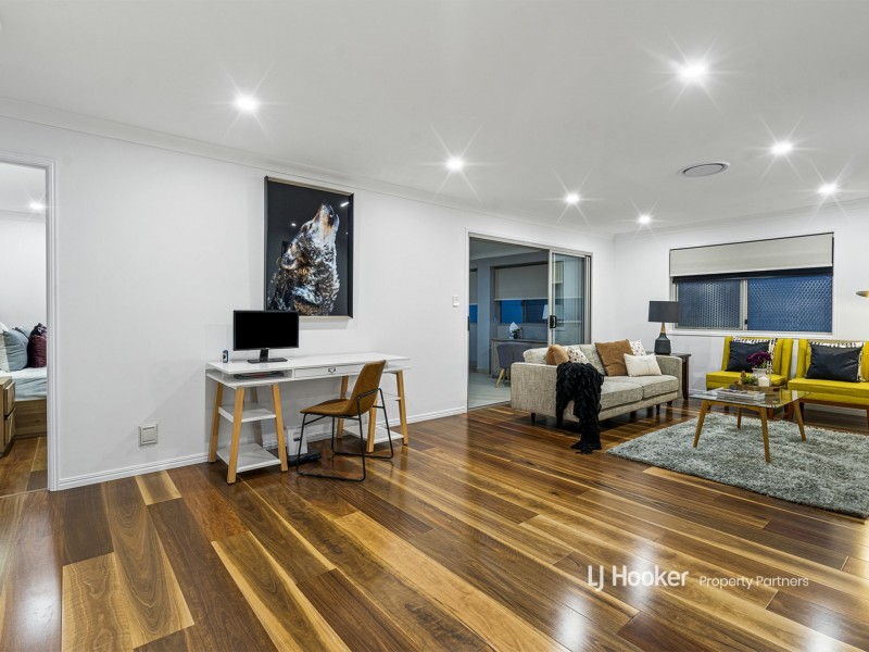 22 Willowleaf Close, Stretton QLD 4116