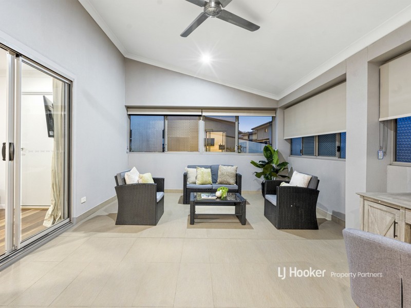 22 Willowleaf Close, Stretton QLD 4116