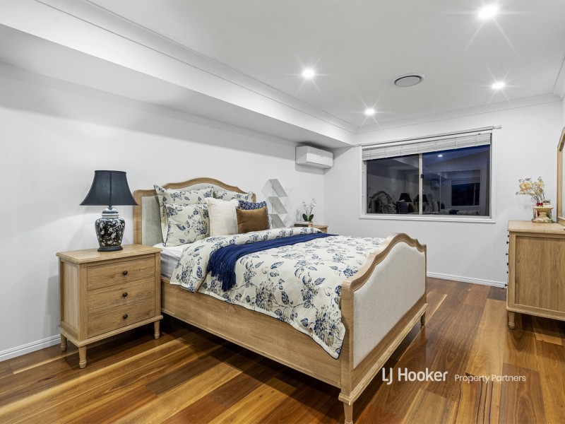 22 Willowleaf Close, Stretton QLD 4116