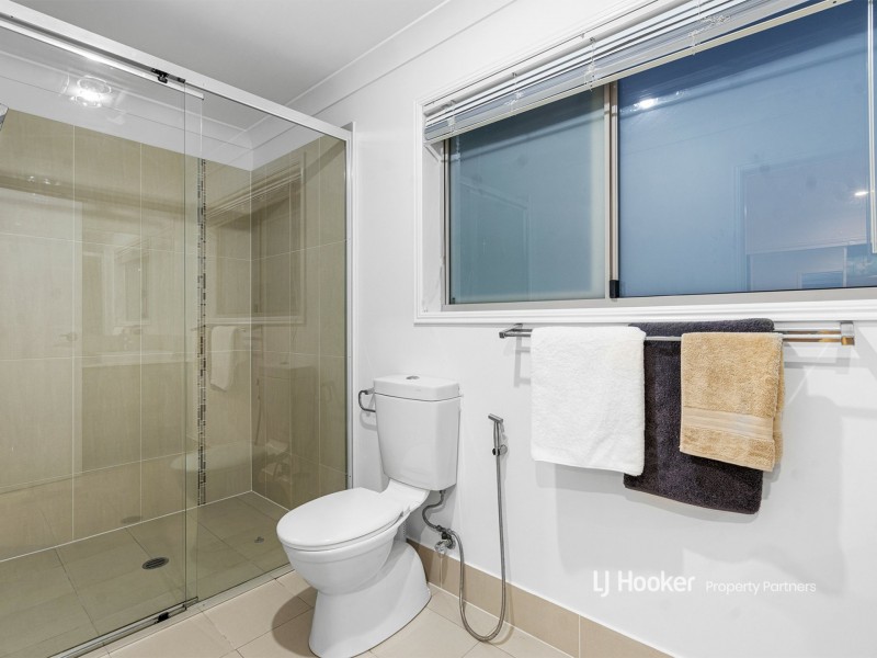 22 Willowleaf Close, Stretton QLD 4116