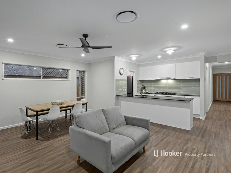 71 Davidson Circuit, Park Ridge QLD 4125