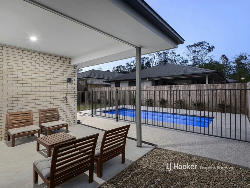 71 Davidson Circuit, Park Ridge QLD 4125