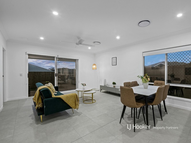 1 Black Cherry Street, Park Ridge QLD 4125