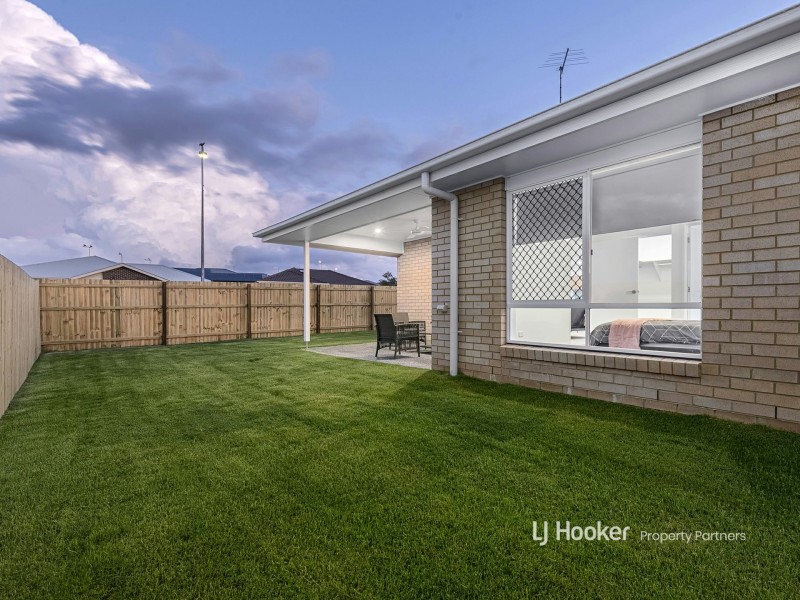 1 Black Cherry Street, Park Ridge QLD 4125