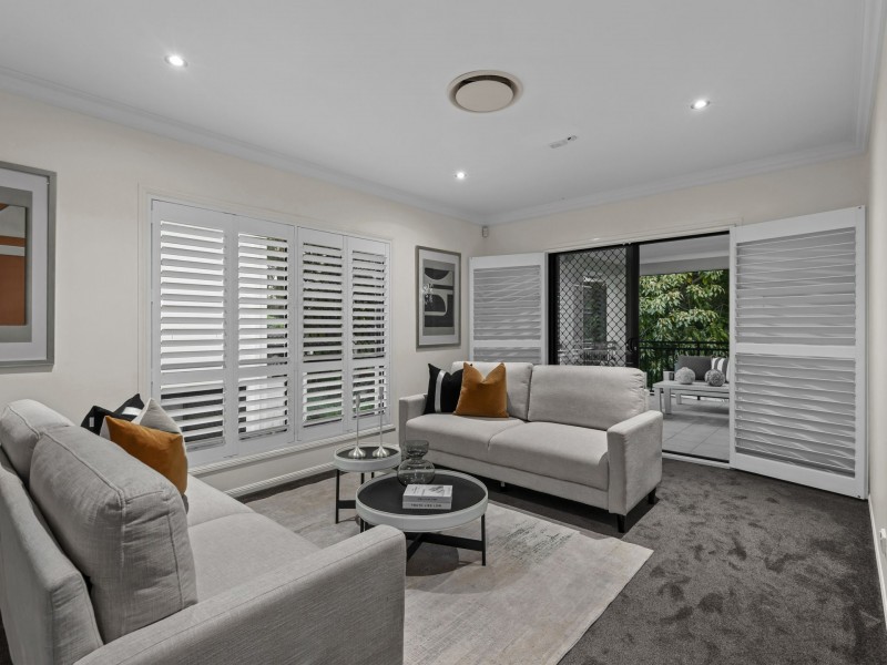 2 Trevi Close, Eight Mile Plains QLD 4113