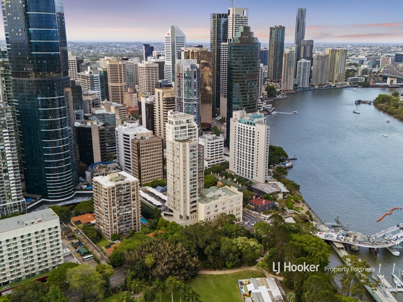 6913/222 Margaret Street, Brisbane City QLD 4000
