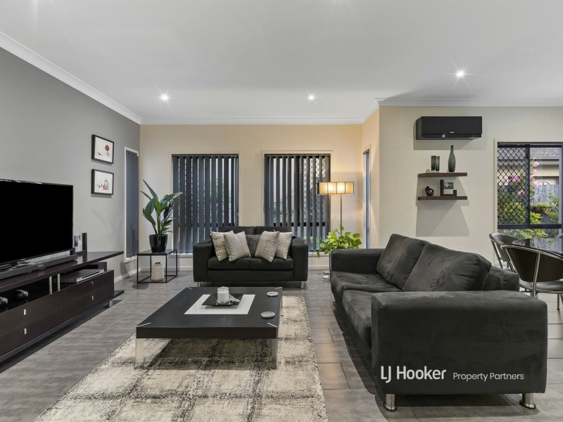 15 Aldea Place, Stretton QLD 4116